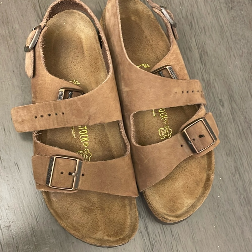NWOT size 43 Birkenstock tan with strap in back